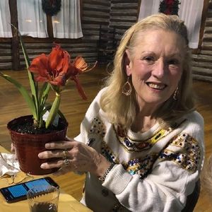 Meet your Posher, Rosina